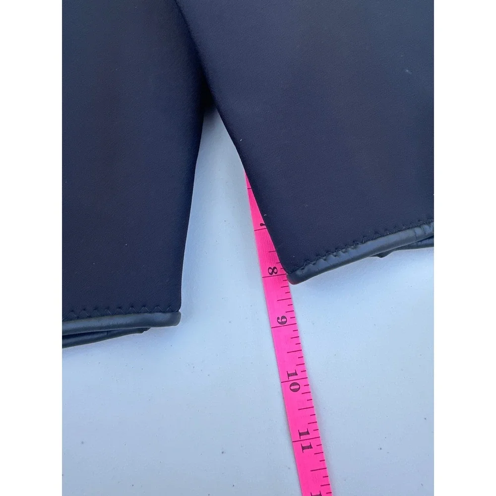 Casad Exceptional Performance Wetsuit‎ Black Purple Neon Green Shorty Medium